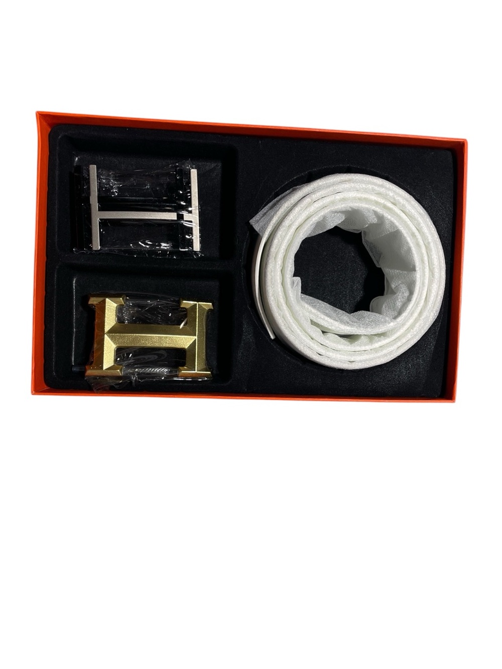ππ»ββοΈ Menβs Reversible Belt Set ππ»ββοΈ - Picture 2 of 5